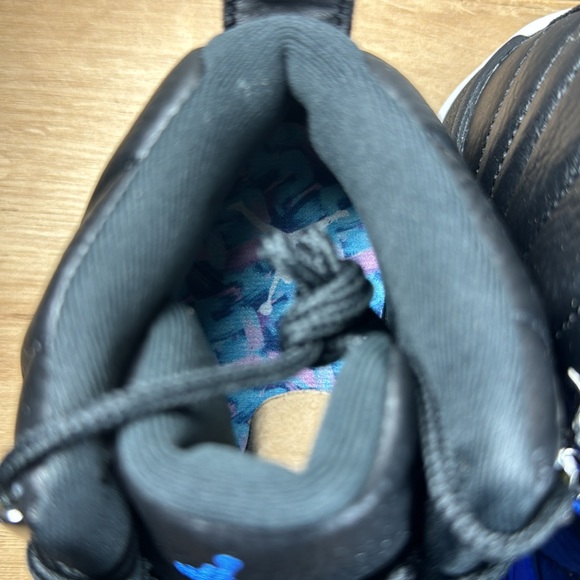 Air Jordan 12 Retro Hyper Royal Women’s Size 7.5 Sneakers - Picture 7 of 12